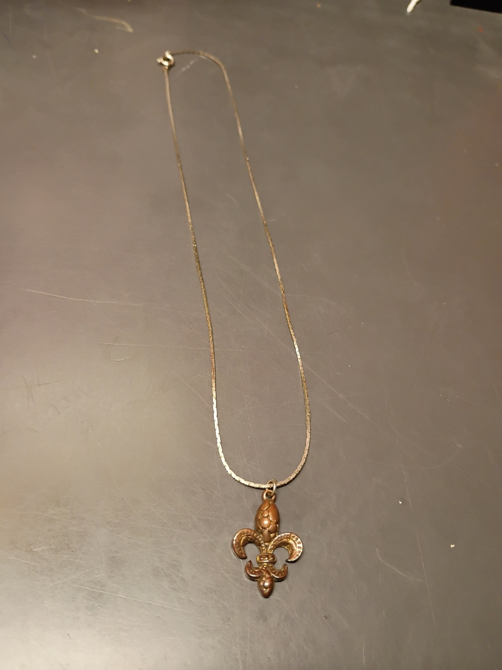 Fleur-de-Lis Pendant Necklace in Warm Gold Tone